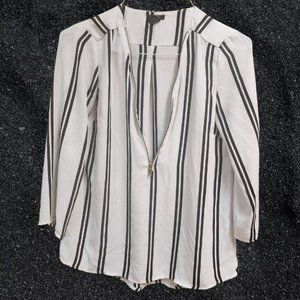Rue21 Navy Blue Striped White Zip Front Blouse Medium